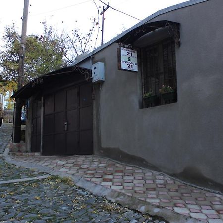 Old District Guest House Tbilisi Eksteriør billede