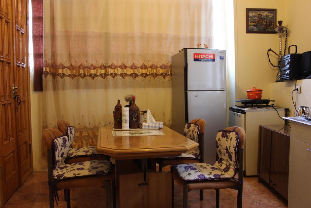 Old District Guest House Tbilisi Eksteriør billede