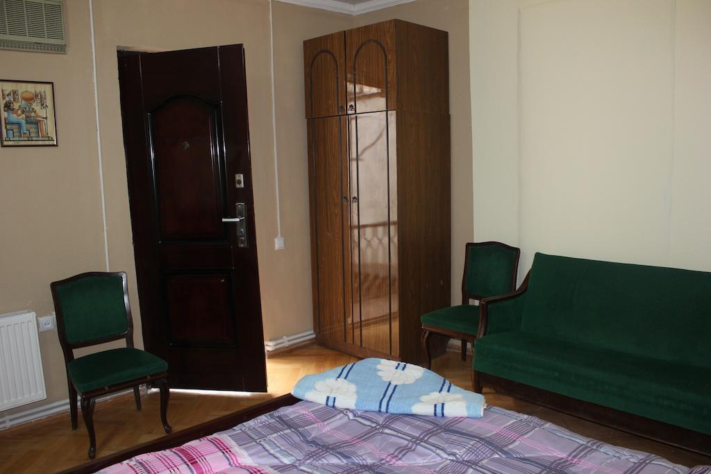 Old District Guest House Tbilisi Værelse billede
