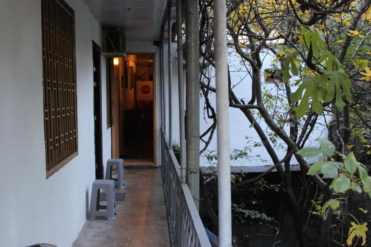 Old District Guest House Tbilisi Eksteriør billede