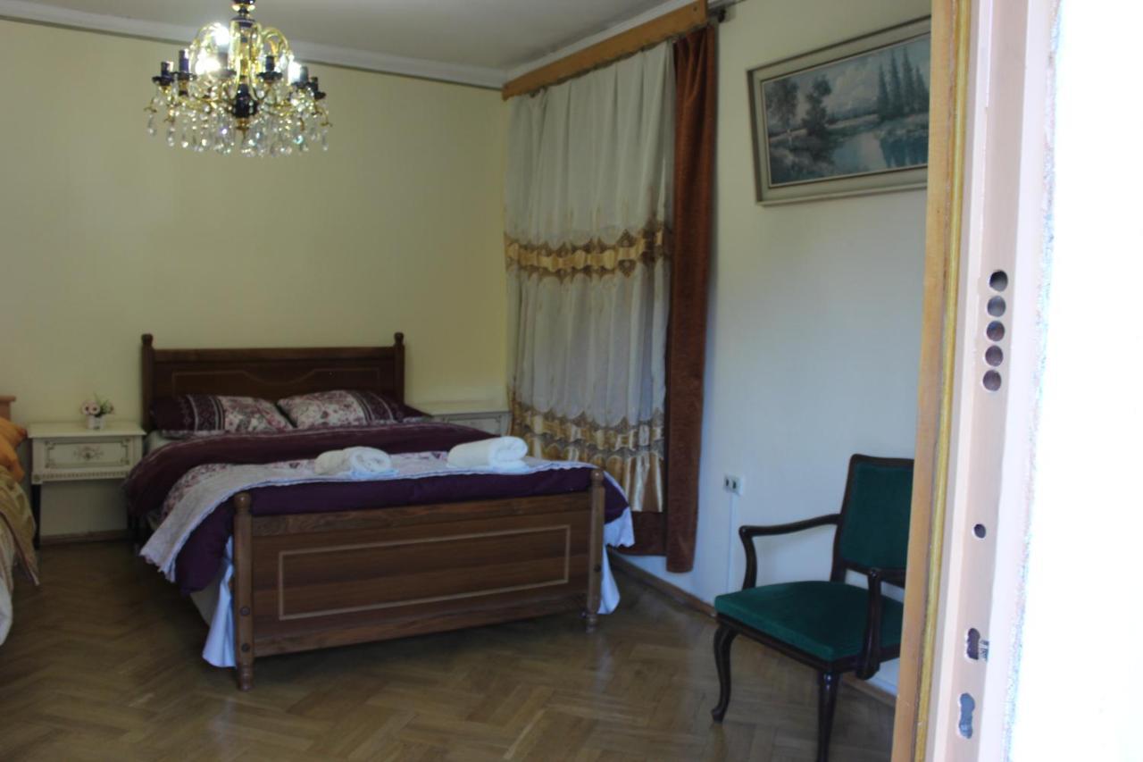 Old District Guest House Tbilisi Eksteriør billede