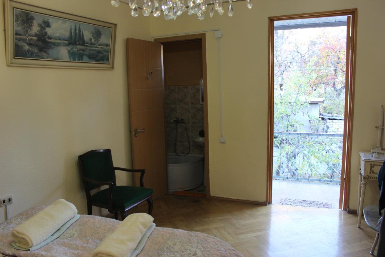 Old District Guest House Tbilisi Eksteriør billede