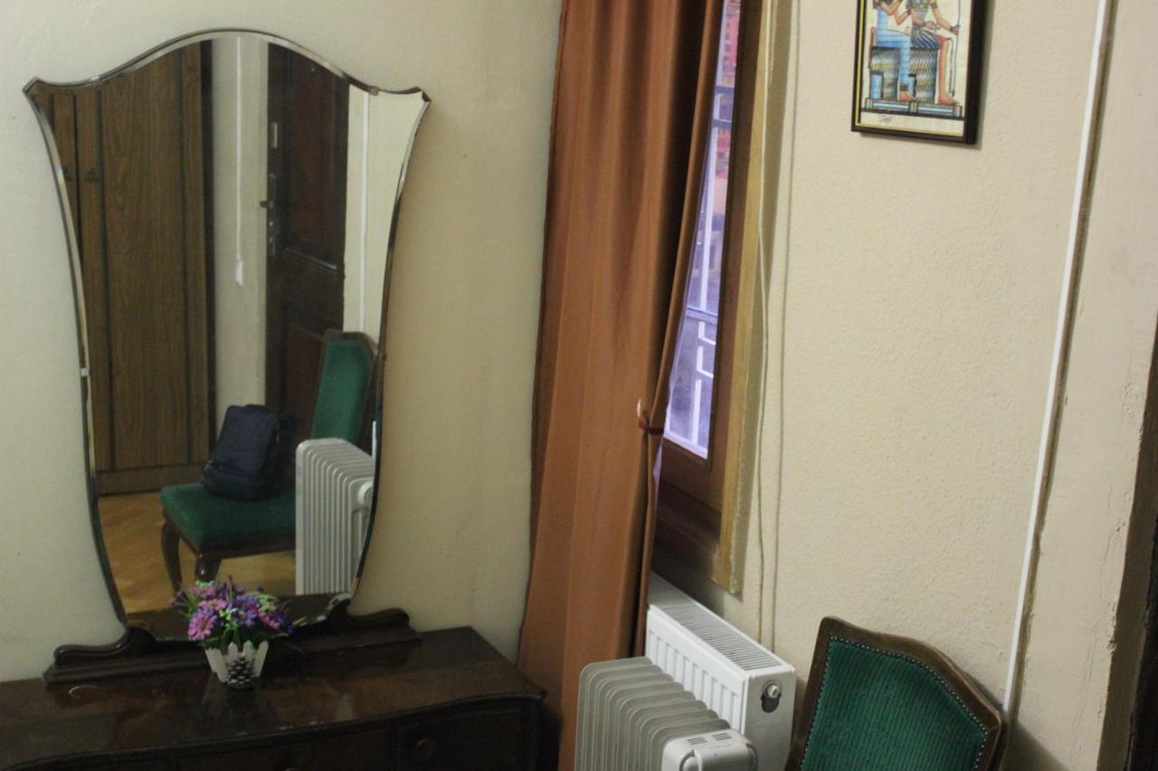 Old District Guest House Tbilisi Eksteriør billede
